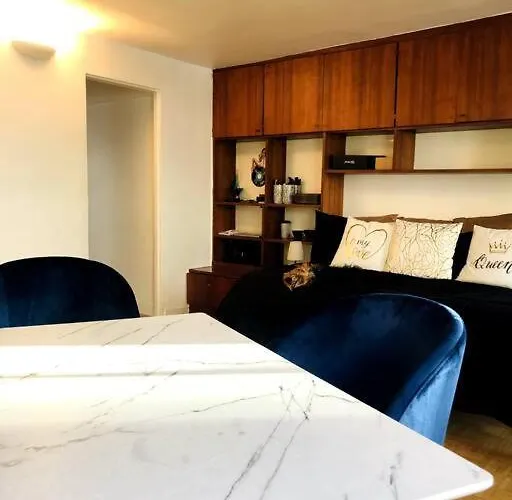 Habitation Salome アパート *